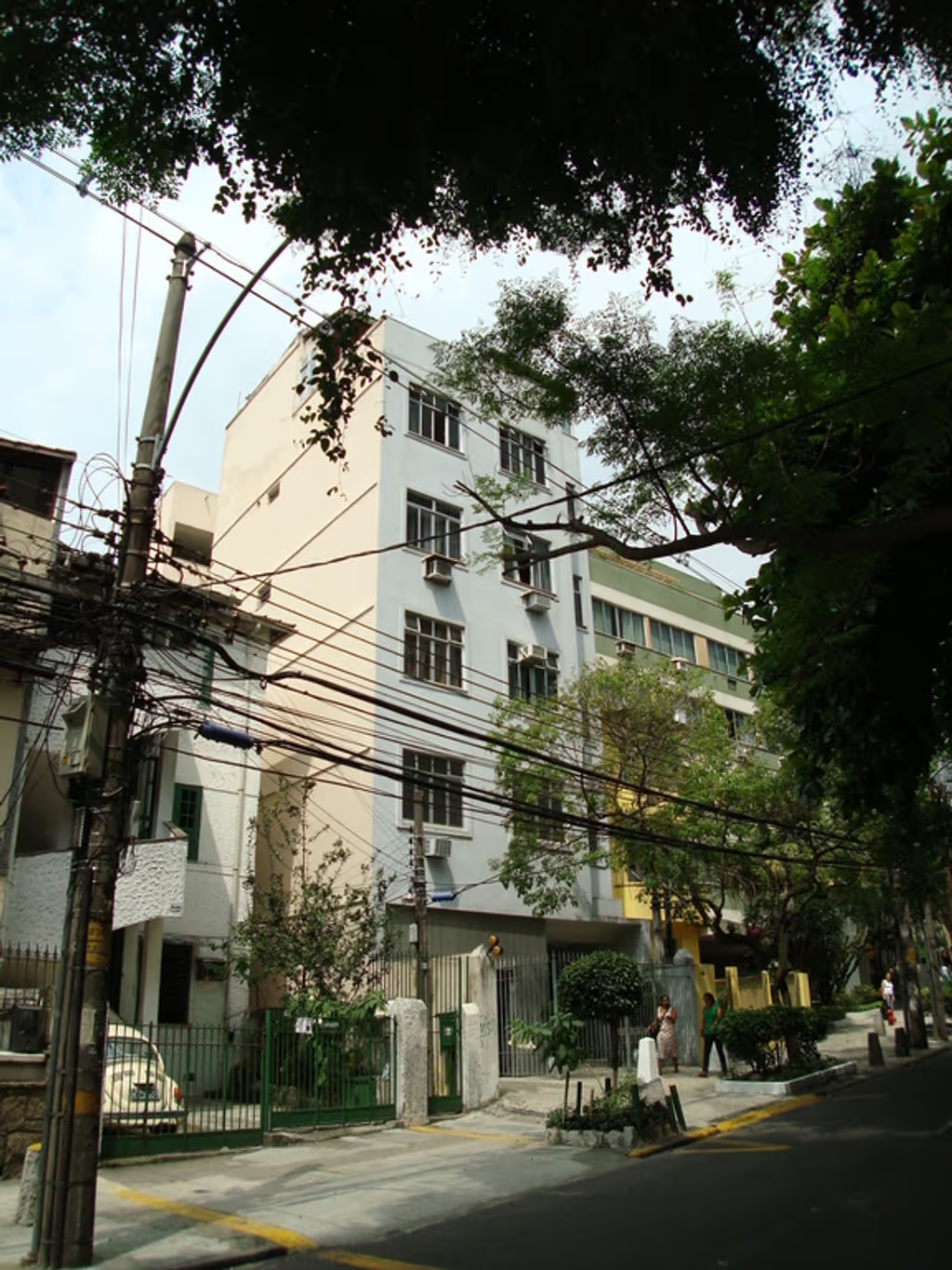 restauração de fachada no Condomínio Edifício Marmax Terceiro